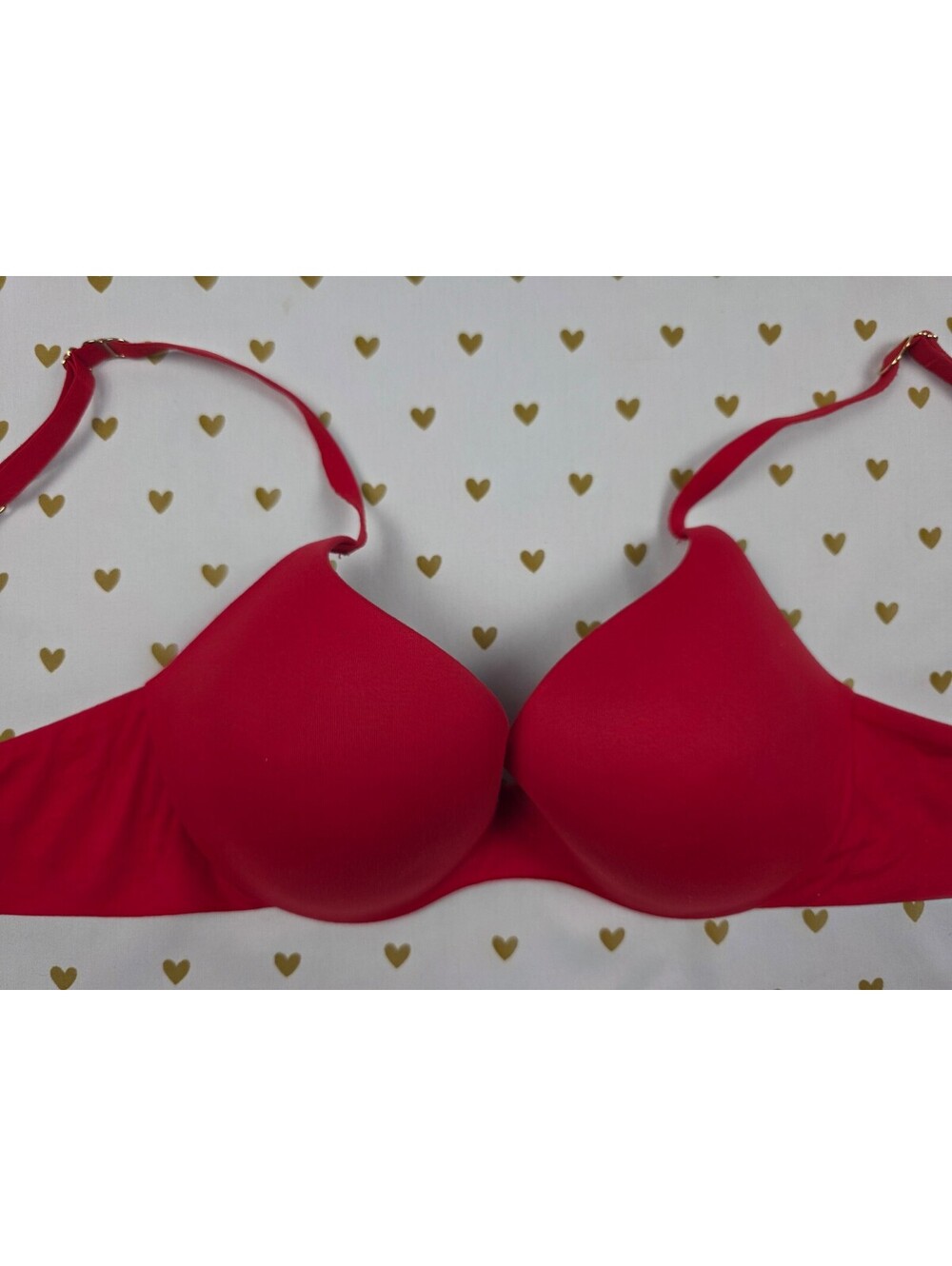 Victorias Secret Red INCREDIBLE Bra Perfect Shape 34B